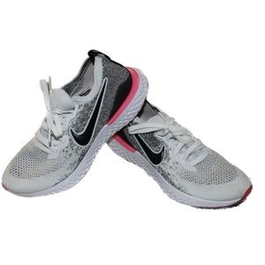 Nike Epic React Flyknit Sneakers Shoes size 9 Hyper Pink Black White